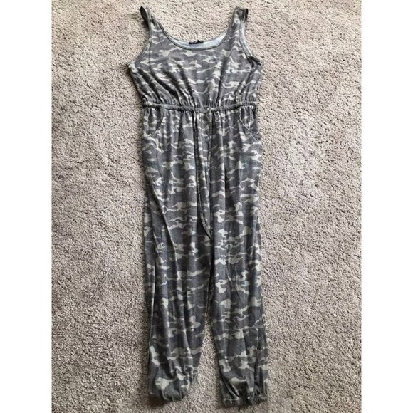 Shein Curve women's 1XL camouflage Jumpsuit - Picture 1 of 6